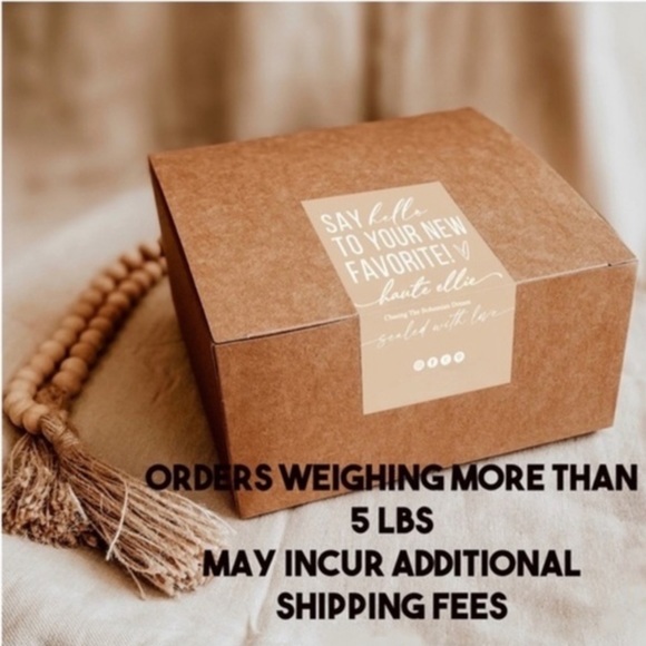 Textured Crochet Handmade Oversized Tote - Picture 14 of 14